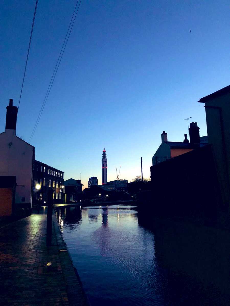 Sunrise on the canal, Birmingham (January 2019)